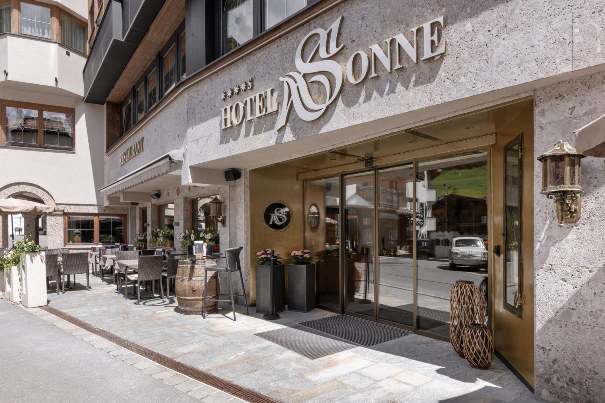 Hotel Sonne イシュグル エクステリア 写真