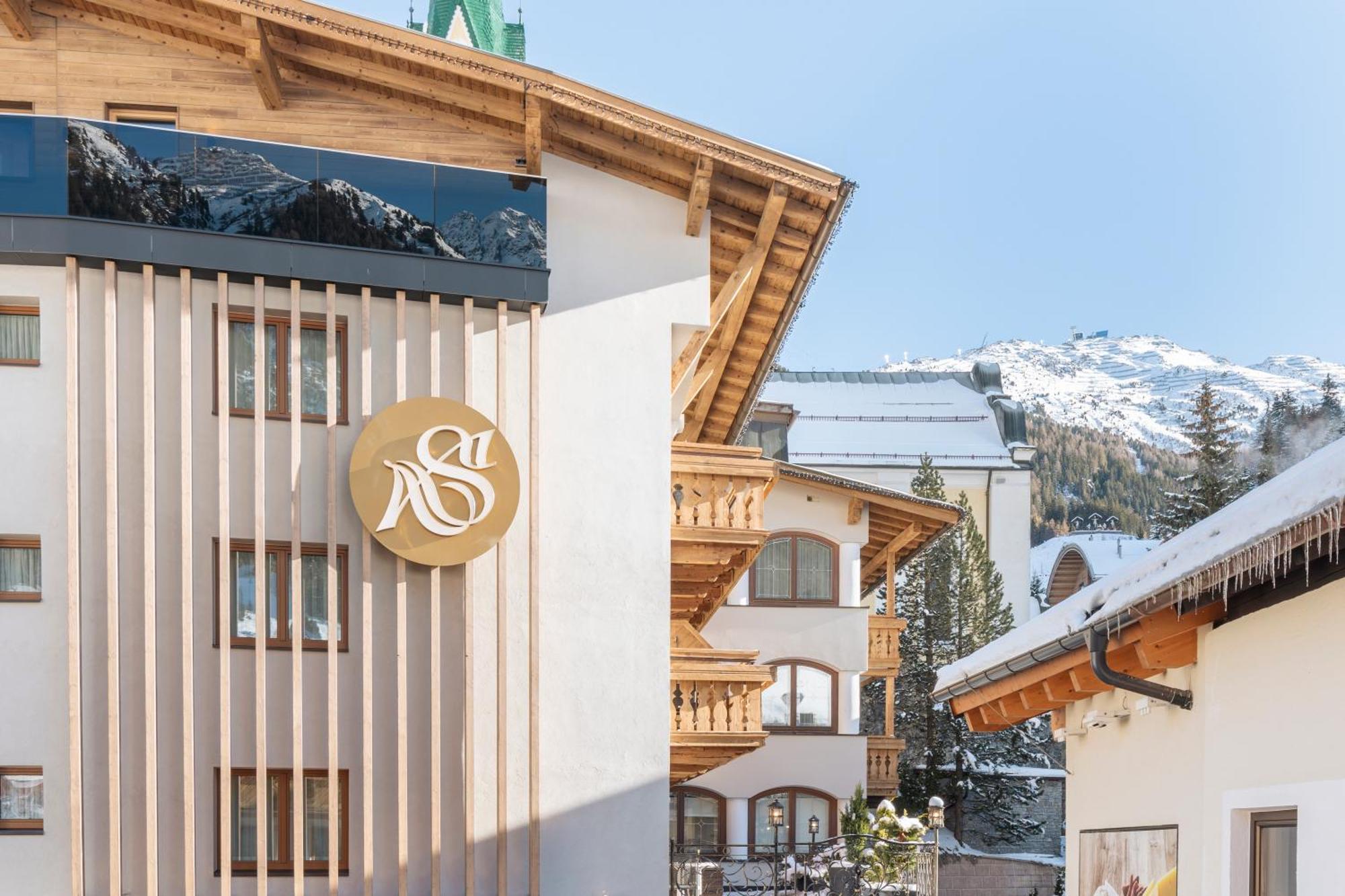 Hotel Sonne イシュグル エクステリア 写真