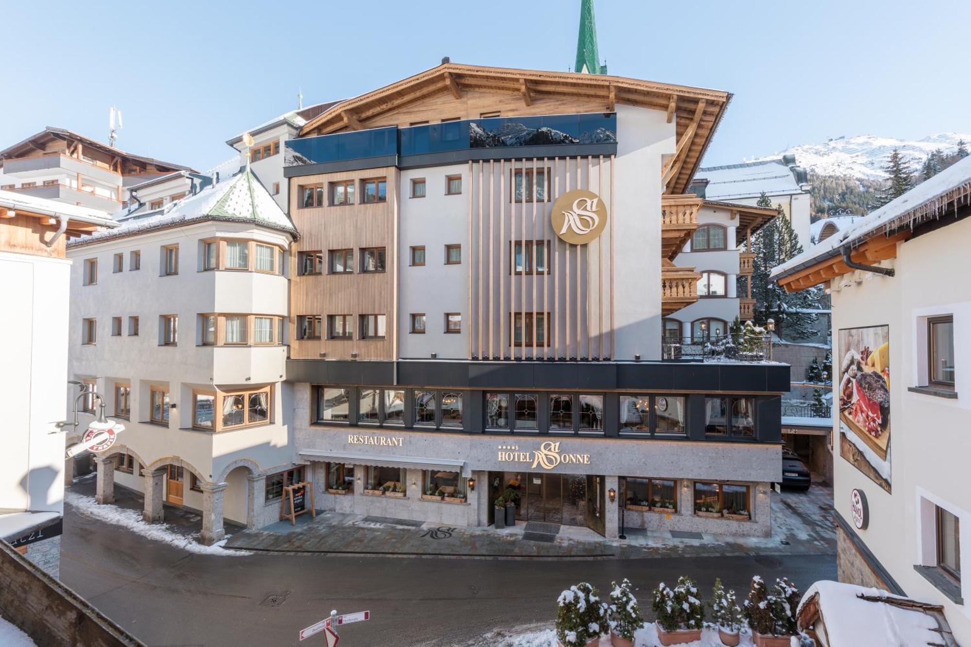 Hotel Sonne イシュグル エクステリア 写真
